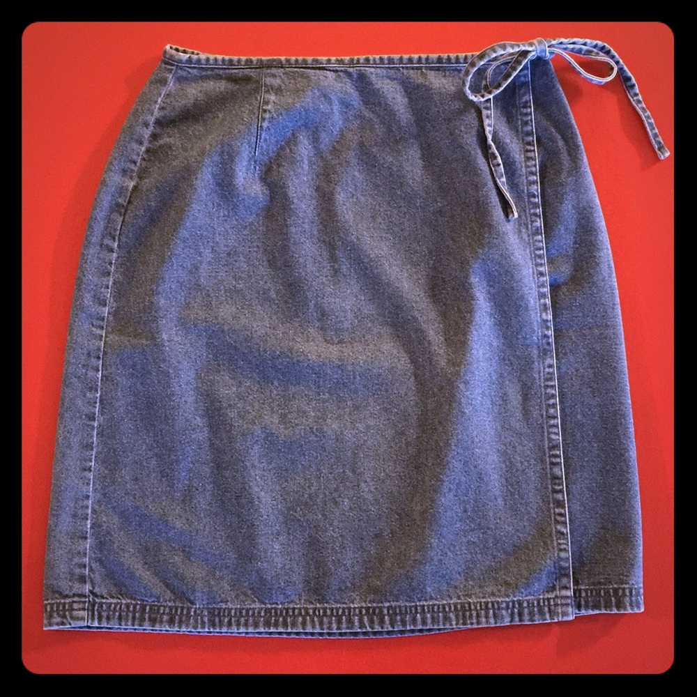 Liz Claiborne 💙 Jean Skirt